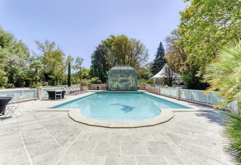 Domaine De La Nerthe Hotel Provence Mediterranee