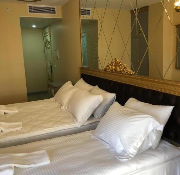 Golden Hi̇ll Hotel Downtown