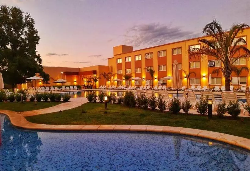 Hotelli Days Inn Zarate