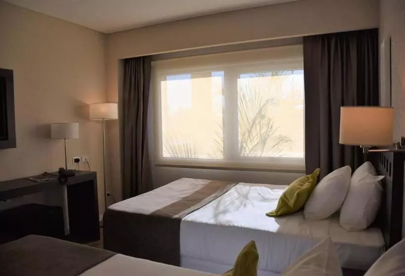 Hotelli Days Inn Zarate