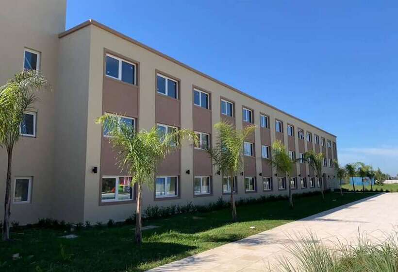 فندق Days Inn Zarate