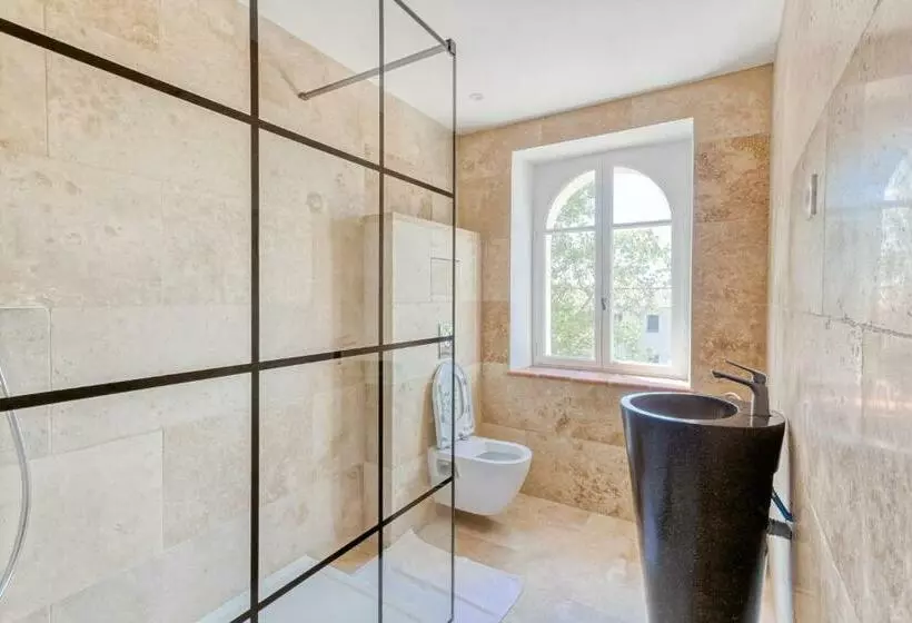 Domaine De La Nerthe  Hotel Provence Mediterranee