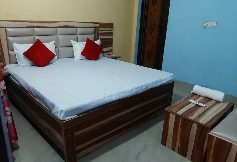 Hotelli Oyo 82788  Knight View