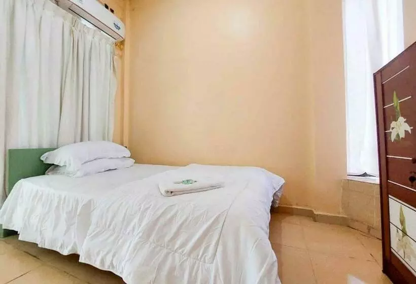 Hotelli Quattrick Dee Homestay Mitra Reddoorz