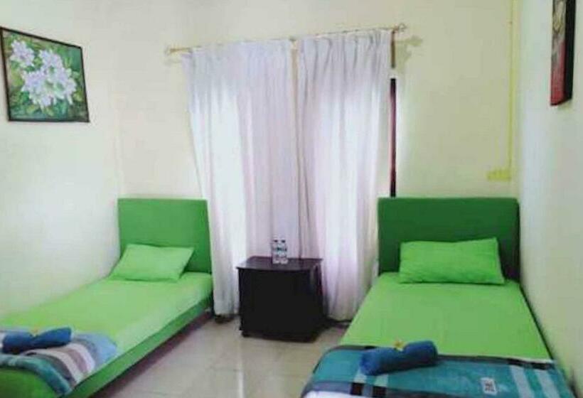 Hotel Quattrick Dee Homestay Mitra Reddoorz