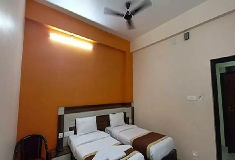 Hôtel Fab Ug Mansion