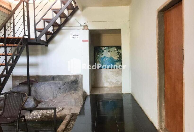 בית מלון כפרי Wisma Andini Palopo Redpartner