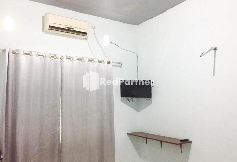 בית מלון כפרי Wisma Andini Palopo Redpartner