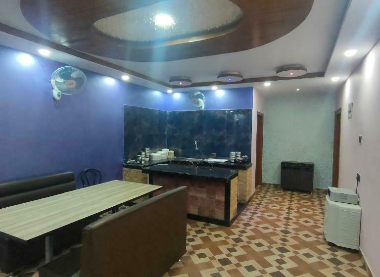 بنسيون Krishna Shree Guest House