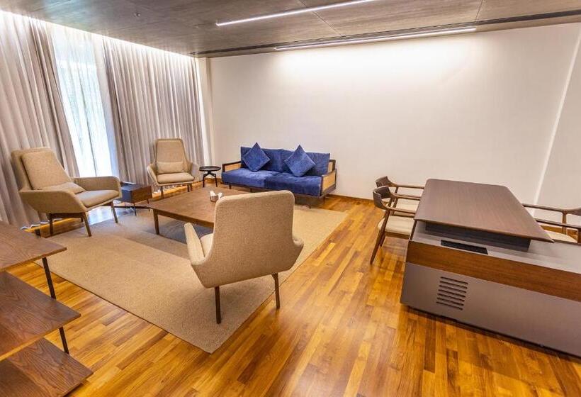 Saptha Resort And Spa