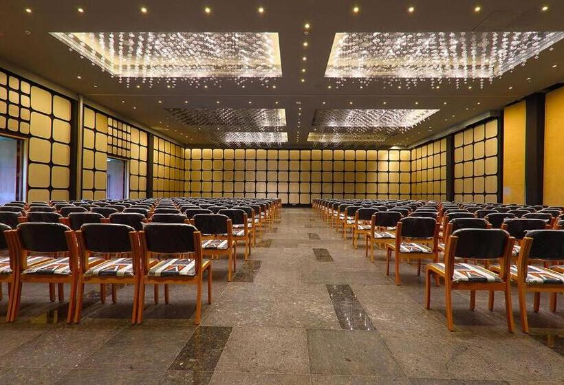 Saptha Resort And Spa