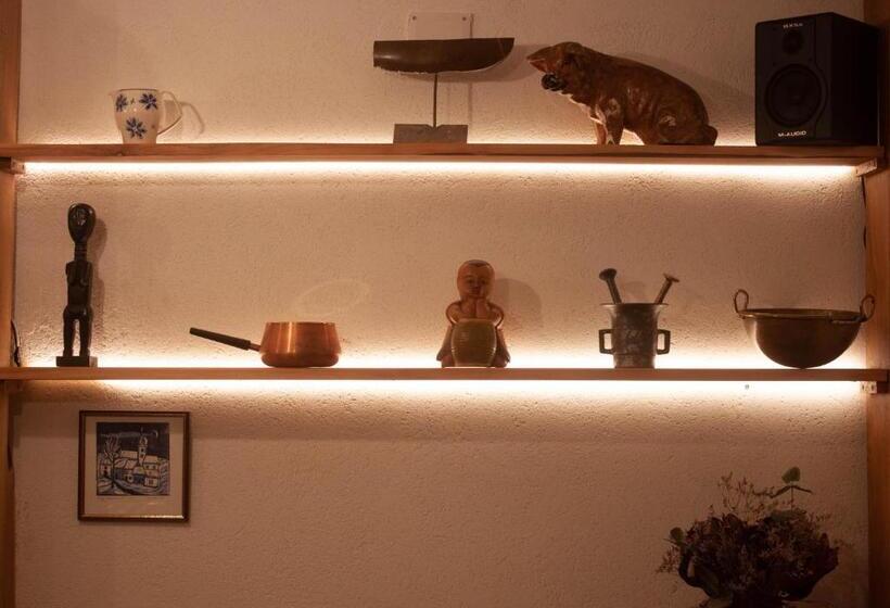 تختخواب و صبحانه Elma Guesthouse