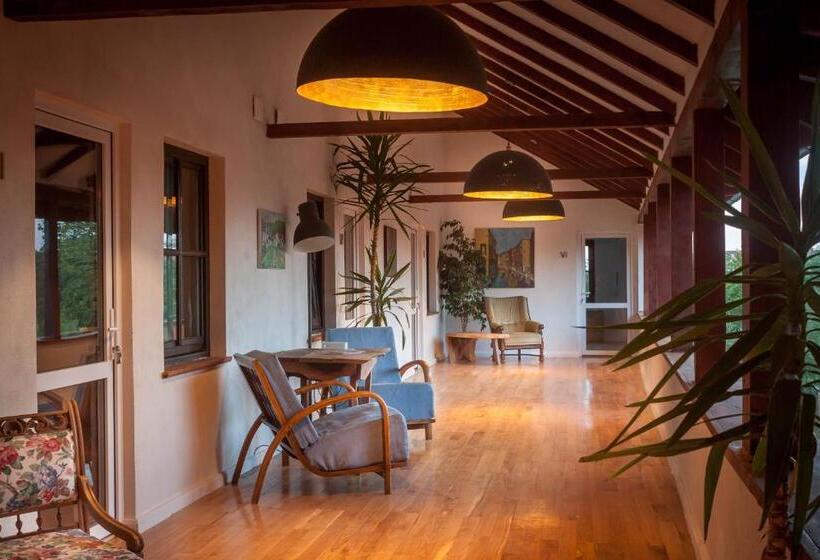 تختخواب و صبحانه Elma Guesthouse