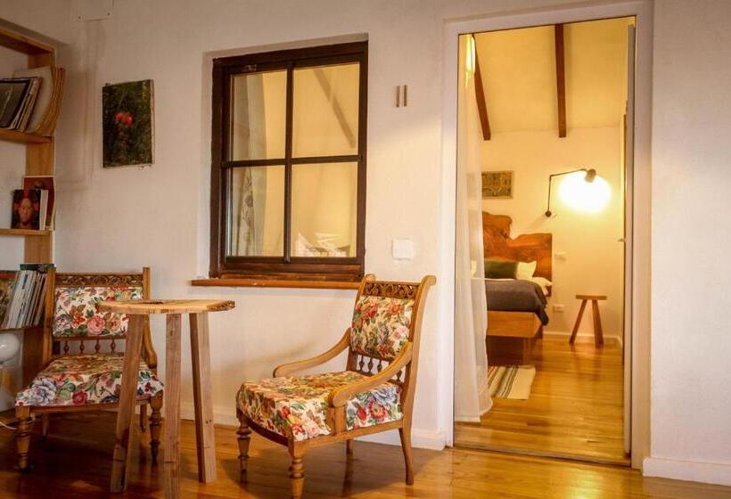 تختخواب و صبحانه Elma Guesthouse