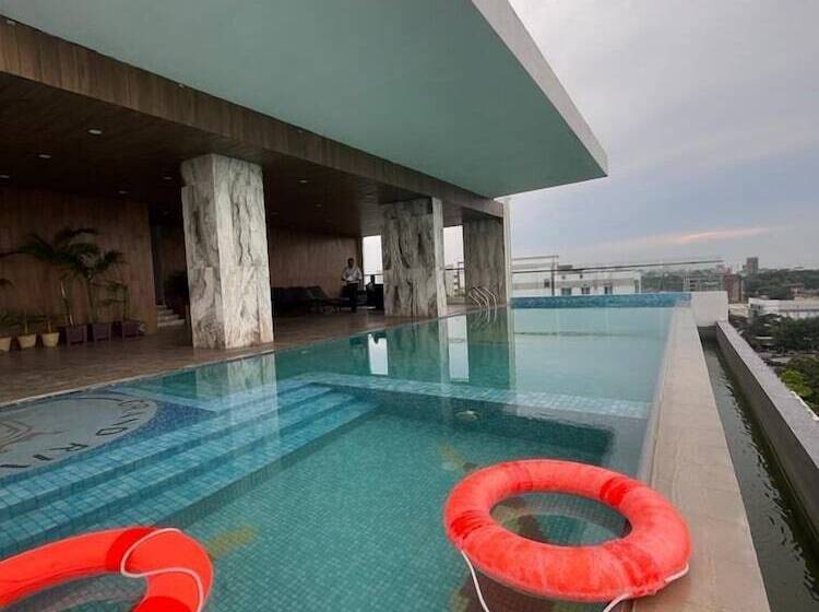 هتل Grand River View