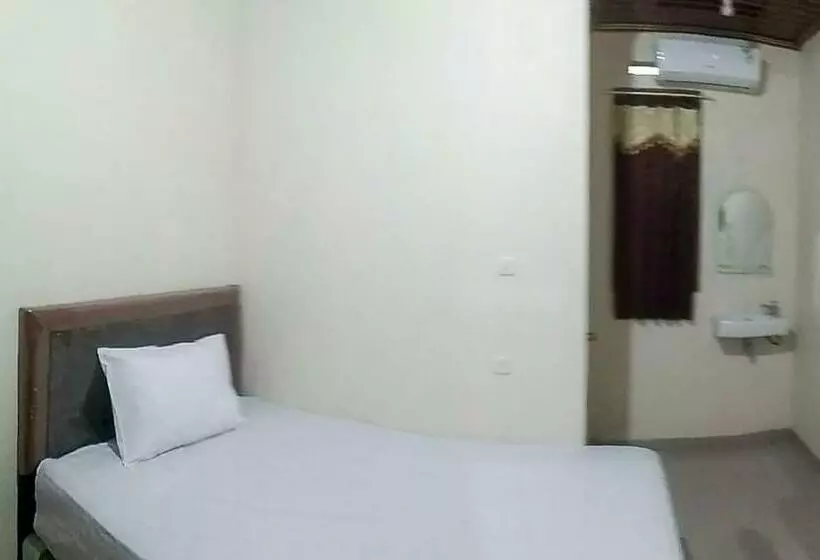 Hotelli Itr Homestay Redpartner