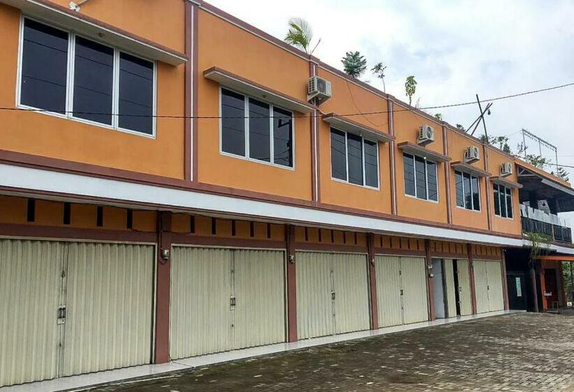 Отель Itr Homestay Redpartner