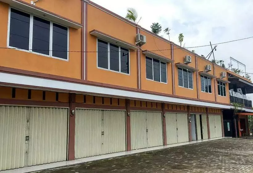 Hotelli Itr Homestay Redpartner