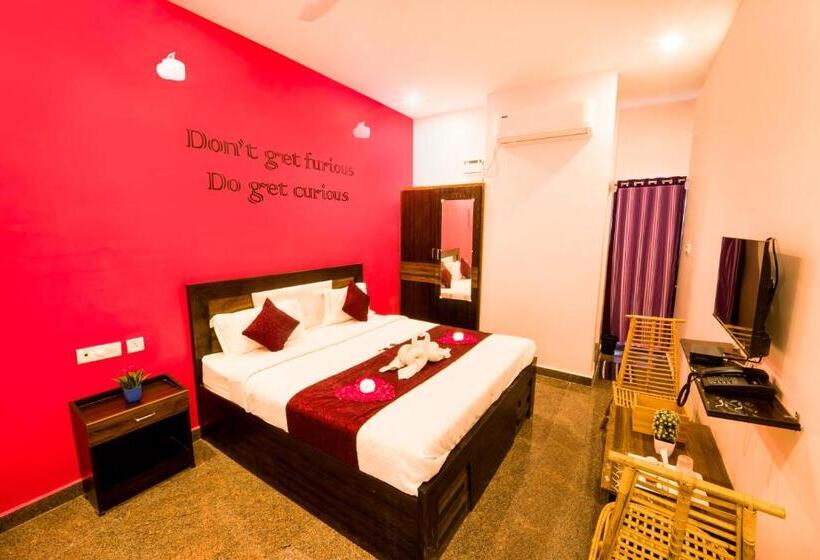 هتل Jeyam Residency