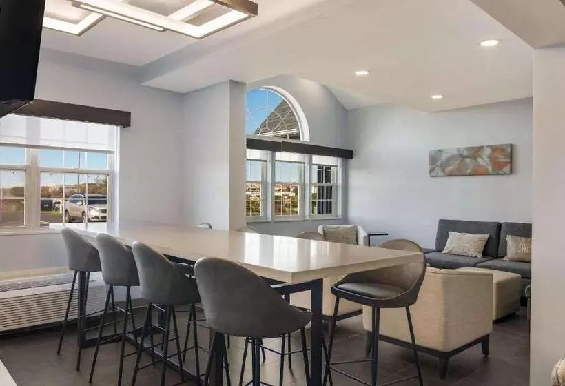 ホテル Mainstay Suites Clarion, Pa Near I80