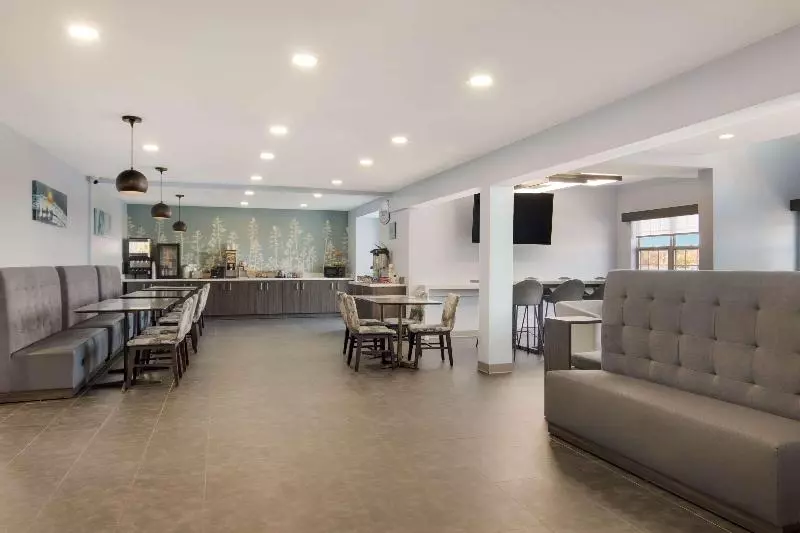 ホテル Mainstay Suites Clarion, Pa Near I80