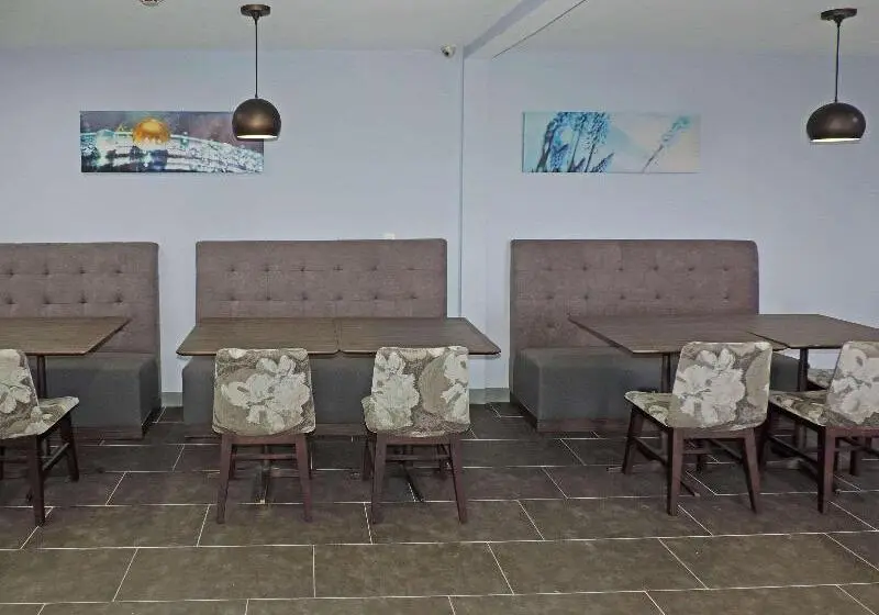ホテル Mainstay Suites Clarion, Pa Near I80