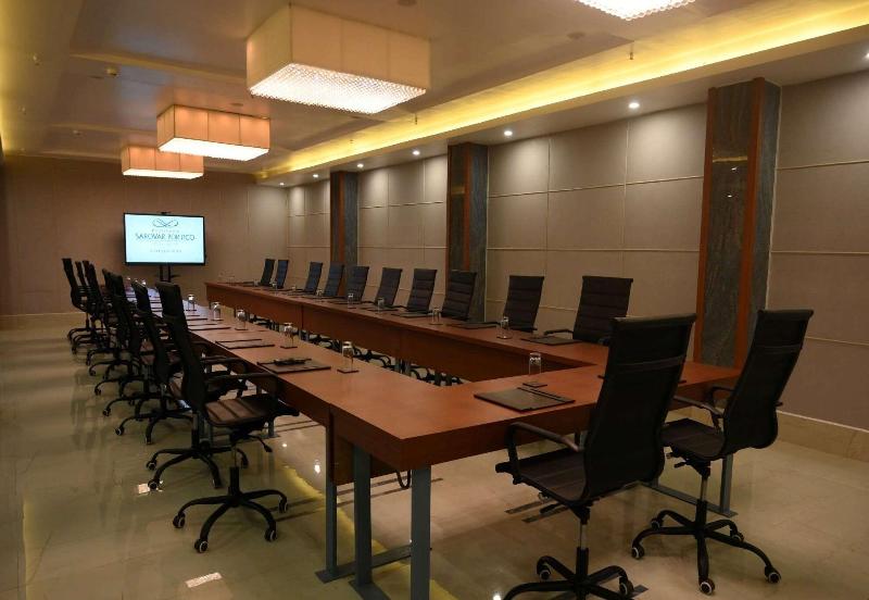 בית מלון כפרי Pushkara Sarovar Portico