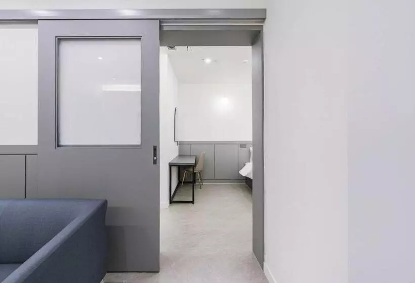 هتل Pyeongtaek Godeok Rich Stay
