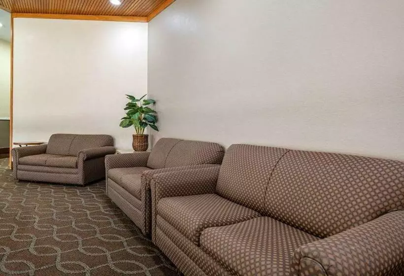 ホテル Suburban Studios Lafayette