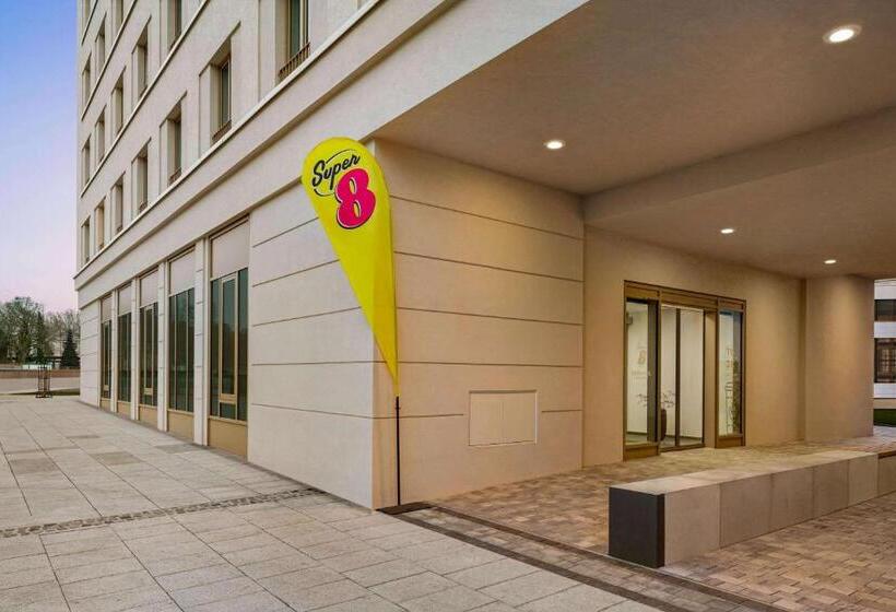 Hotel Super 8 By Wyndham Chemnitz