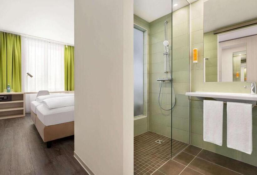 Hotel Super 8 By Wyndham Chemnitz