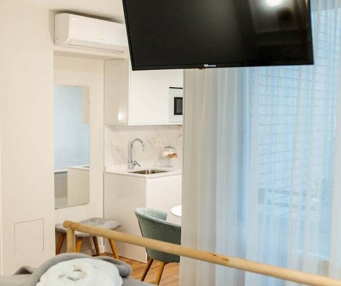 پانسیون Aniana Alojamiento Boutique