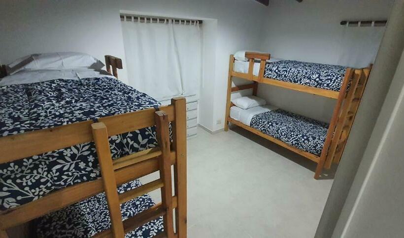 ペンション La Veleta