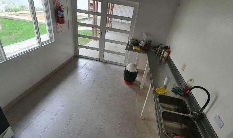 ペンション La Veleta