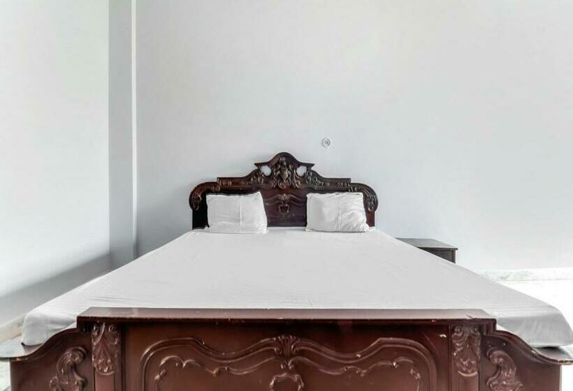 Pensão Oyo 82670 Radha Krishan Palace