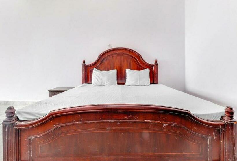 Pensão Oyo 82670 Radha Krishan Palace