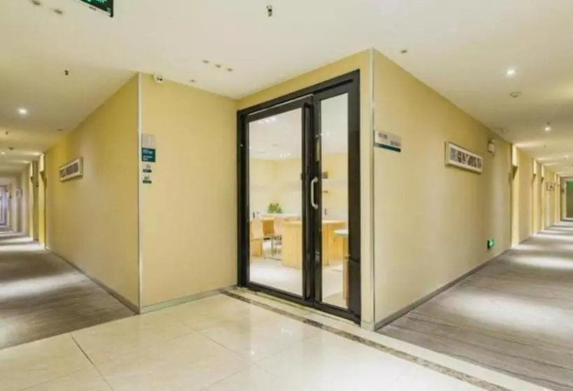 ホテル City Comfort Inn Guangzhou Shangxiajiu Hualin Temple Chenjiaci Metro Station