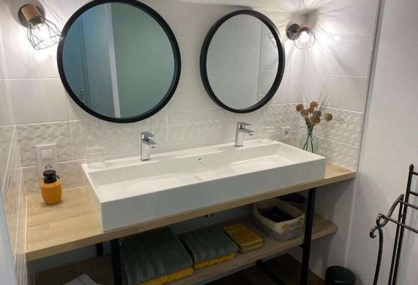 پانسیون Le Clos Des Chênes