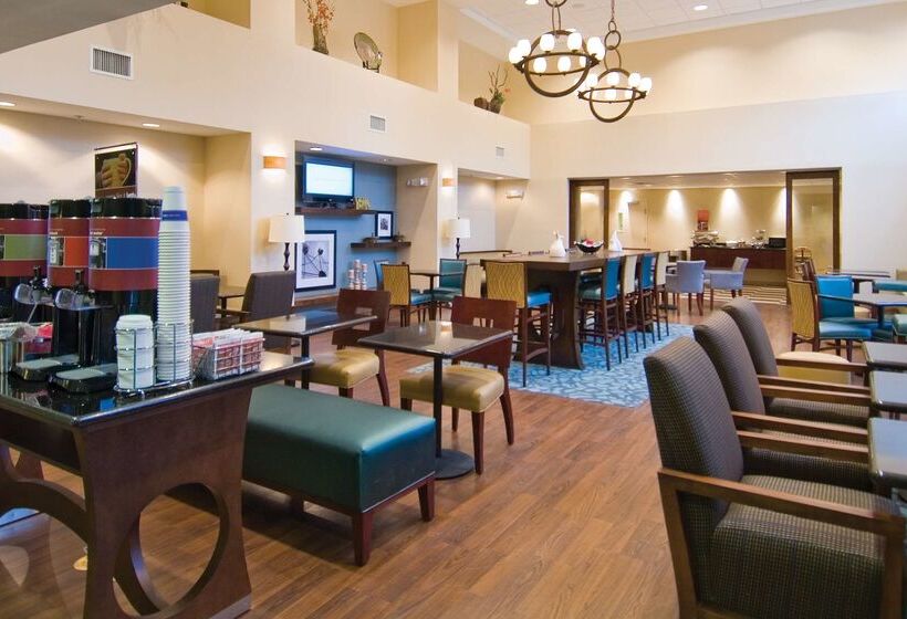 Hampton Inn & Suites Baton Rouge/port Allen