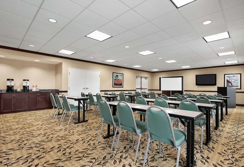 Hampton Inn & Suites Brunswick