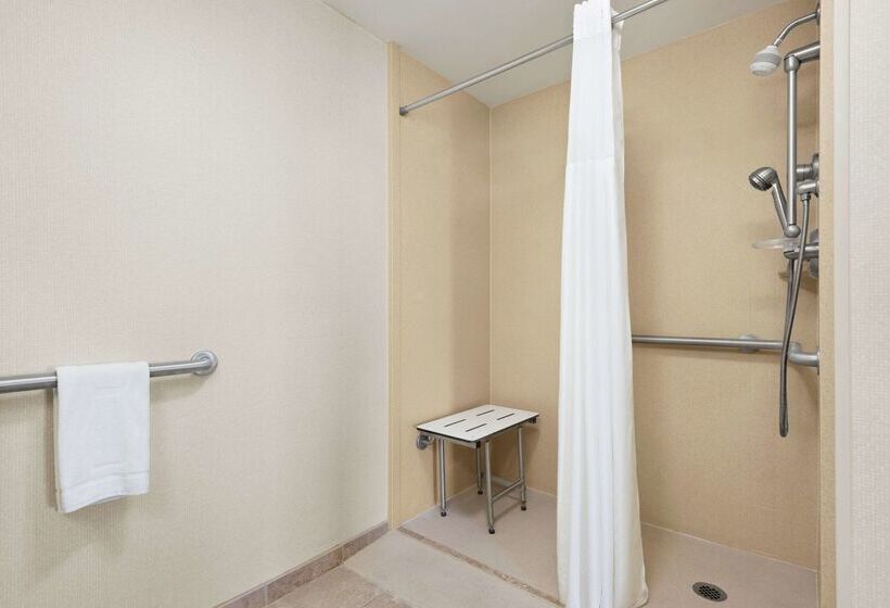 Hampton Inn & Suites Brunswick