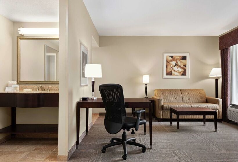 Hampton Inn & Suites Brunswick