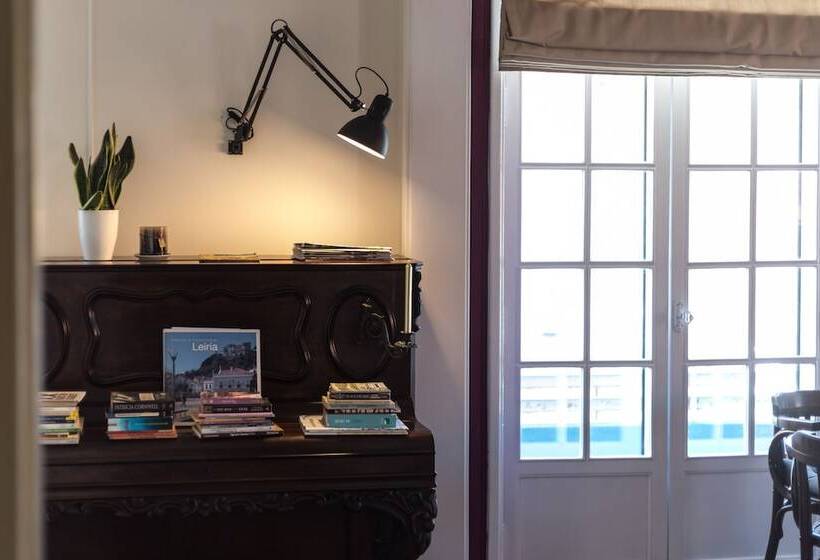 فندق فئة نجمة واحدة Leiria Classic