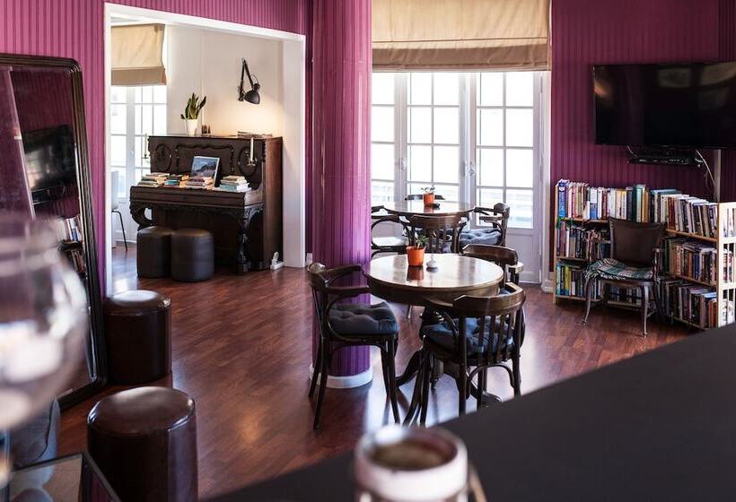 فندق فئة نجمة واحدة Leiria Classic