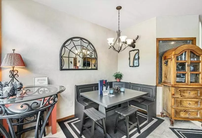 호텔 2914 River Bank Lodge   Keystone