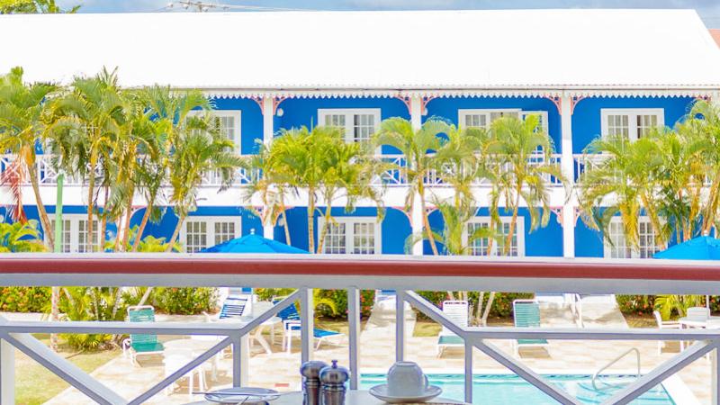 هتل Bay Gardens Inn