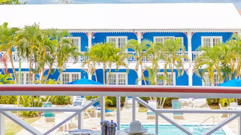 هتل Bay Gardens Inn