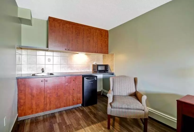 فندق Burlington Inn