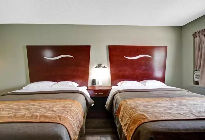 فندق Burlington Inn