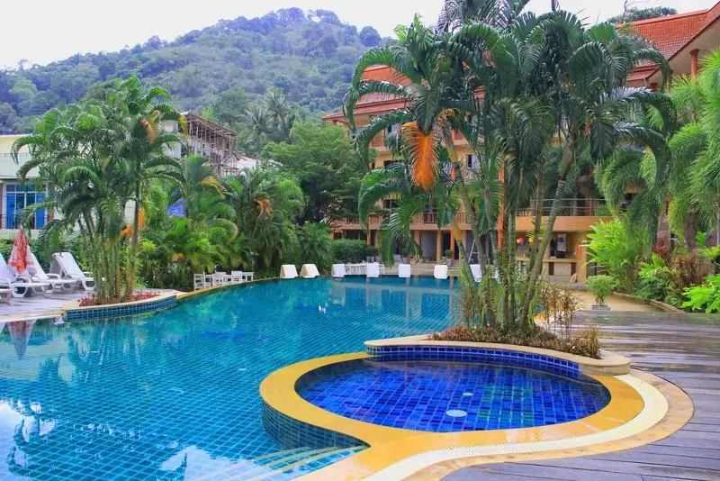 هتل Casa Del M Phuket   Newly Renovated